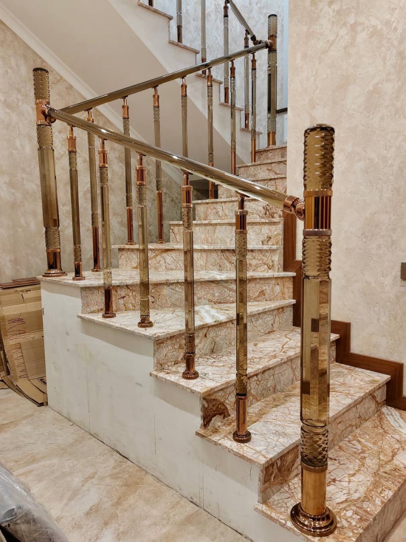 pleksi korkuluk, şeffaf küpeşte, merdiven korkuluğu, pleksi dikme, kristal korkuluk, pleksi trabzan, ışıklı korkuluk, pleksi baba, akrilik korkuluk, merdiven dikmesi, şeffaf trabzan, ledli korkuluk, pleksi küpeşte, lüks korkuluk, modern korkuluk, pleksi modelleri, cam korkuluk, balkon korkuluğu, pleksi aksesuar, pleksi montaj